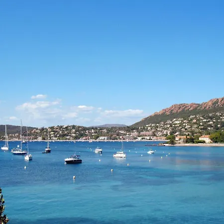 L'esquinade J5 226 By Interhome